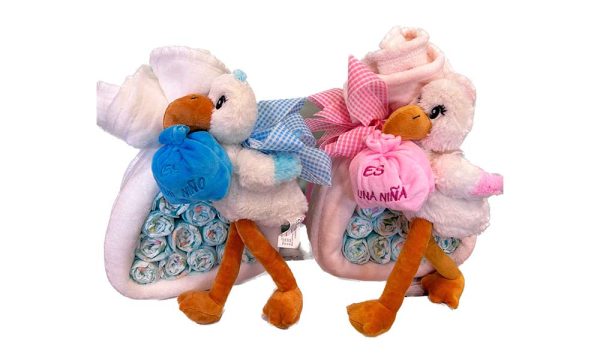Cigüeña con pañales