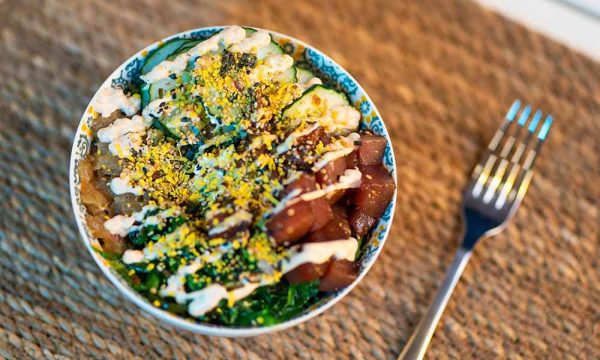Poke Naia Mediterráneo