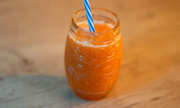 Smoothie de mandarina, zanahoria y calabaza