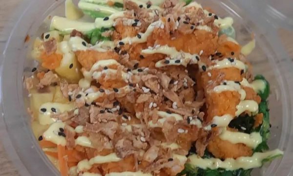 Menú Poke Naia Campero
