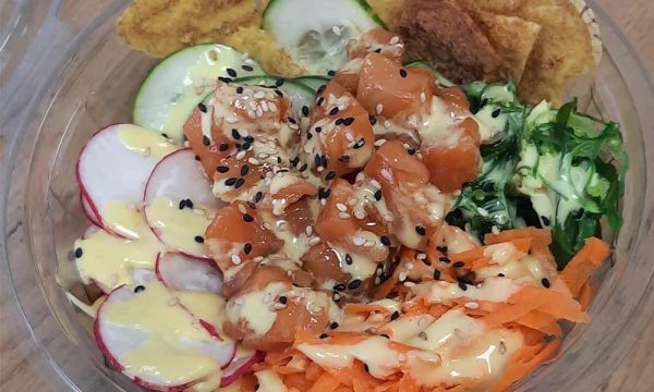 Menú Poke Naia Noruego