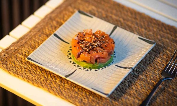 Tartar de salmón y aguacate