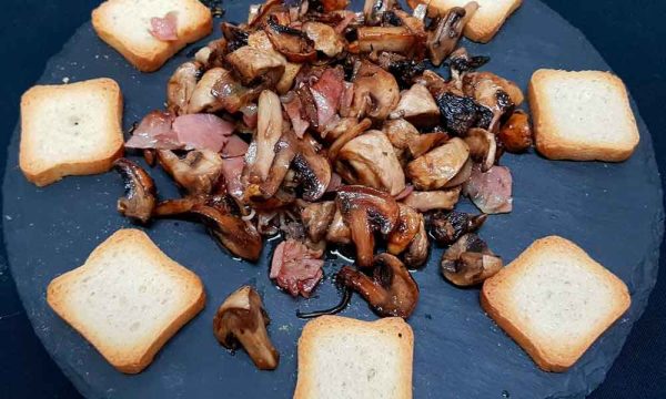Champiñones con Jamón