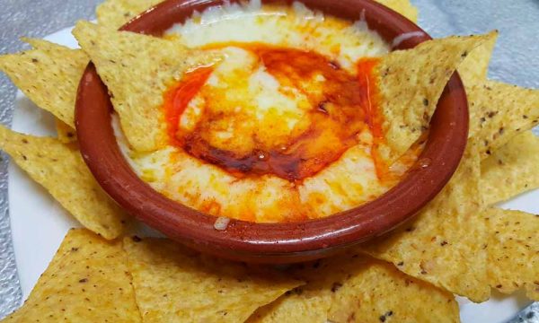 Totopos con Queso