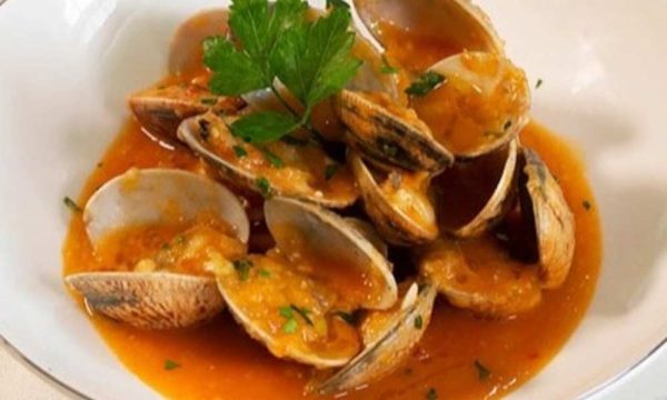 Almejas a la Marinera