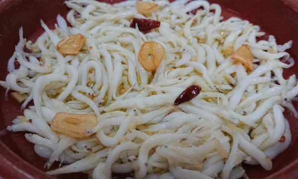 Chanquetes al Ajillo