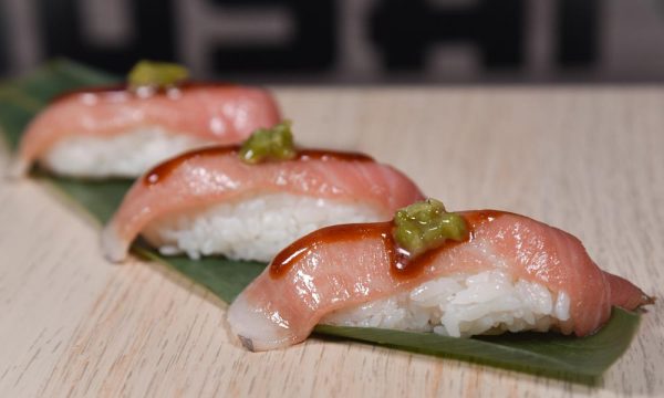 30. Nigiri Otoro (3 piezas)